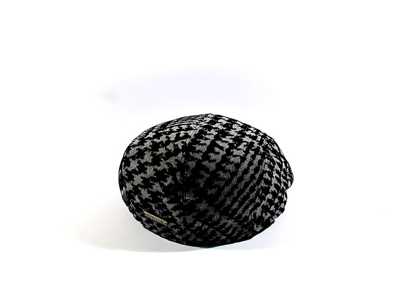 Particolare cappello 1