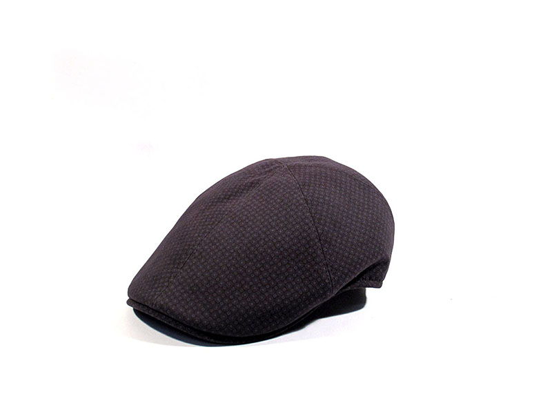 Particolare cappello 1