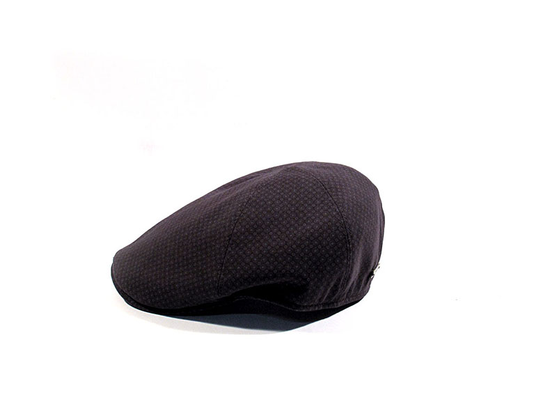 Particolare cappello 1