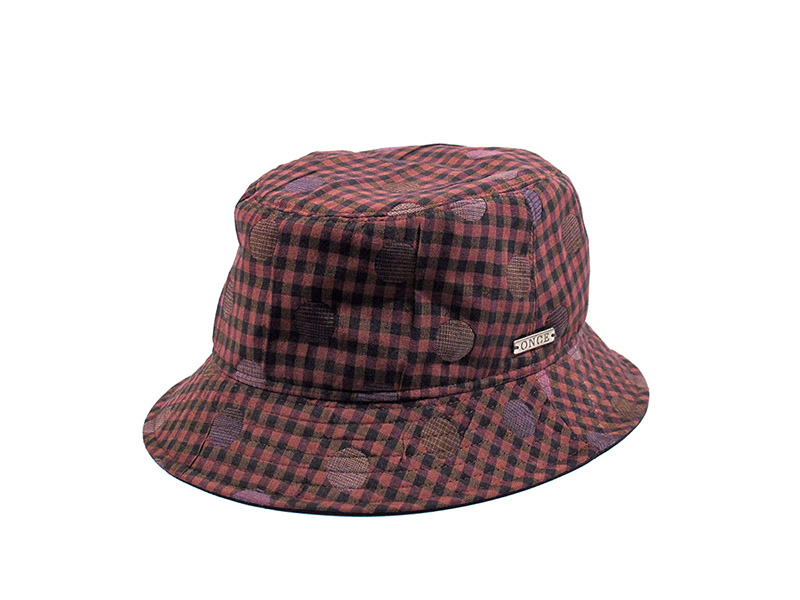 Particolare cappello 1