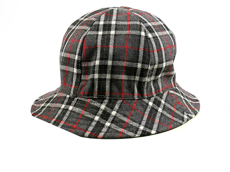 Particolare cappello 1