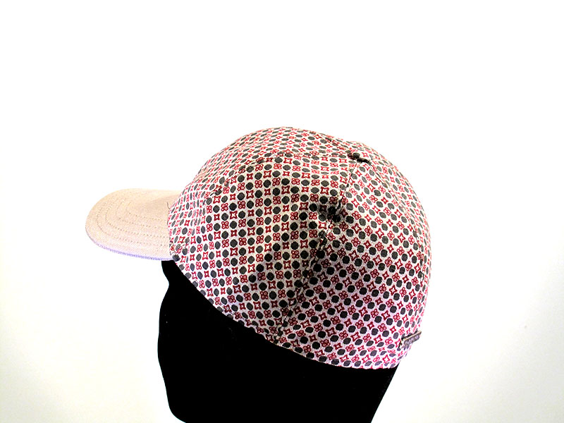 Particolare cappello