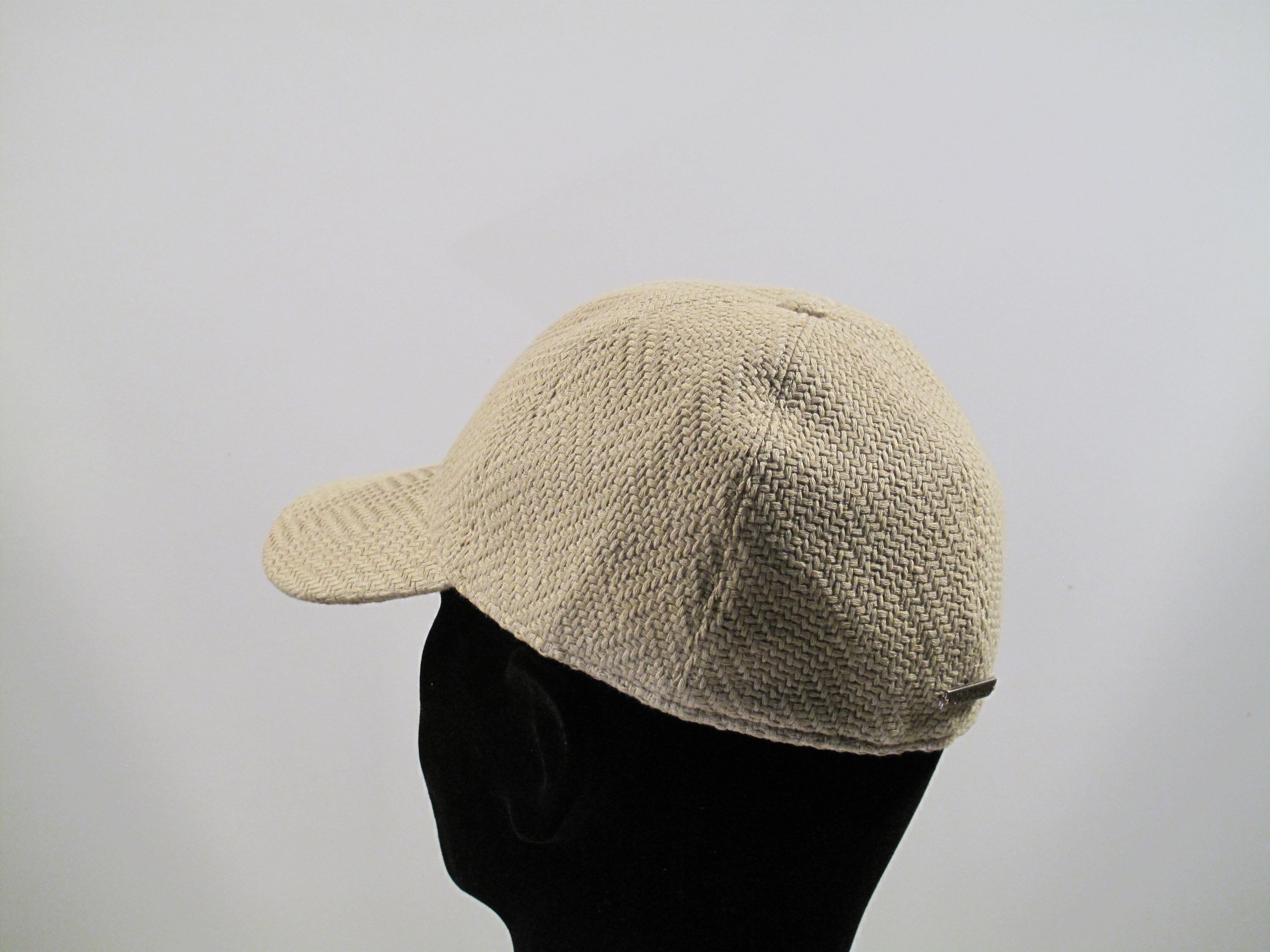 Particolare cappello