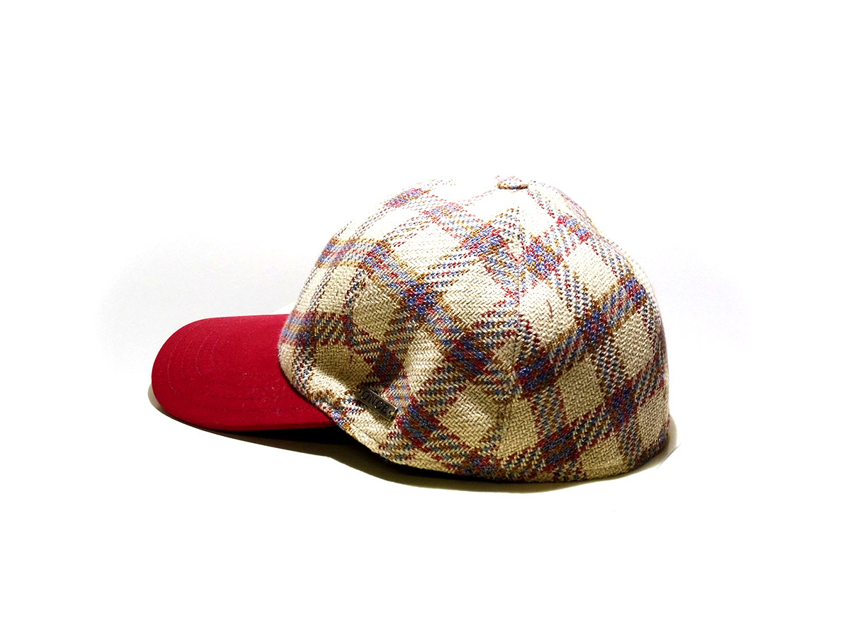 Hat particular