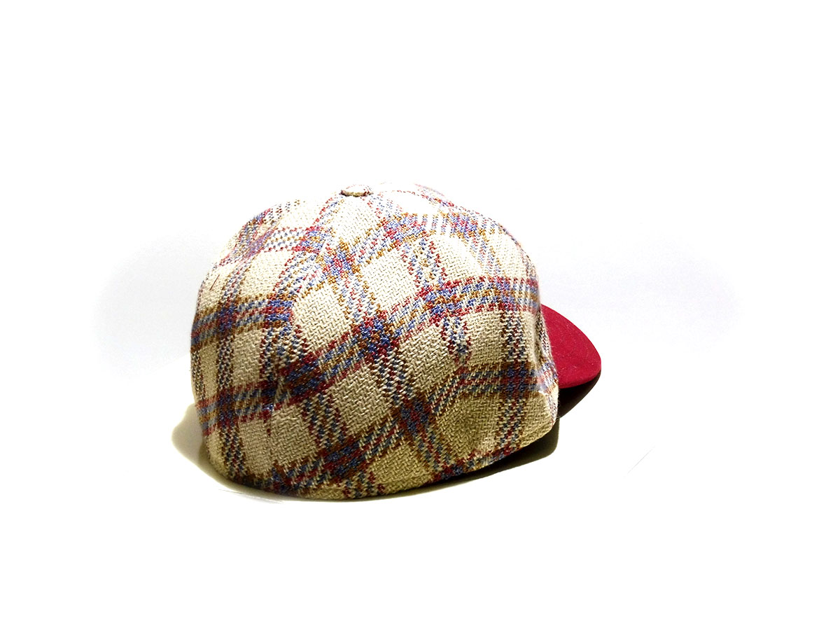 Hat particular