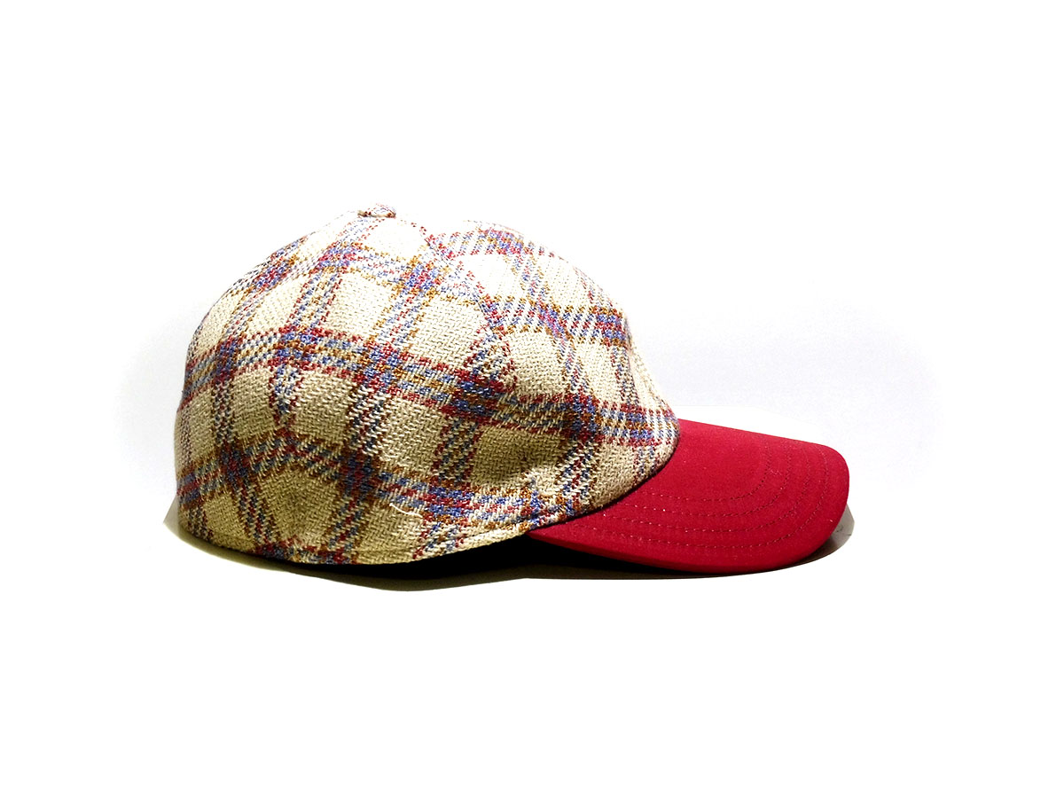 Hat particular
