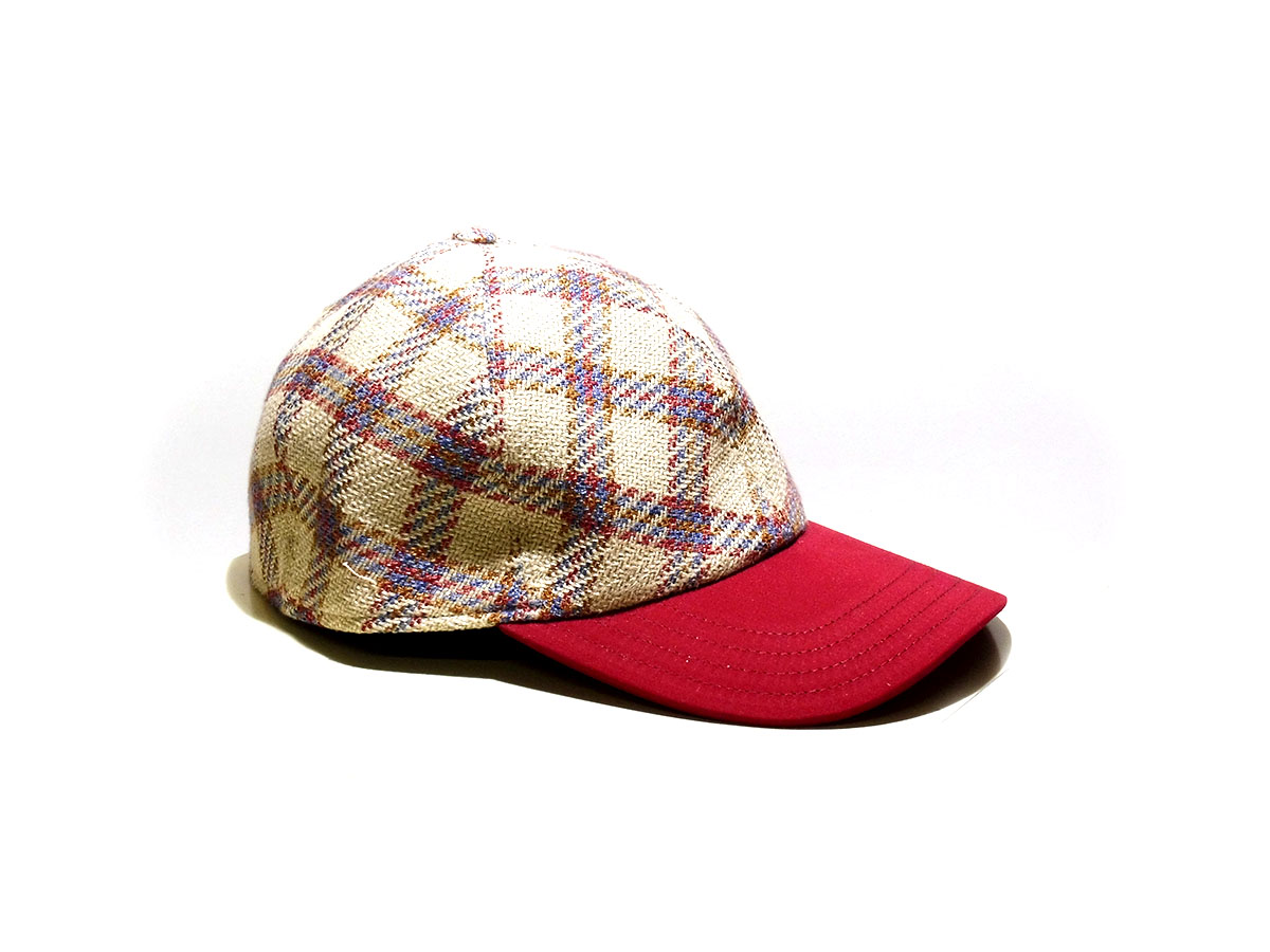 Hat particular