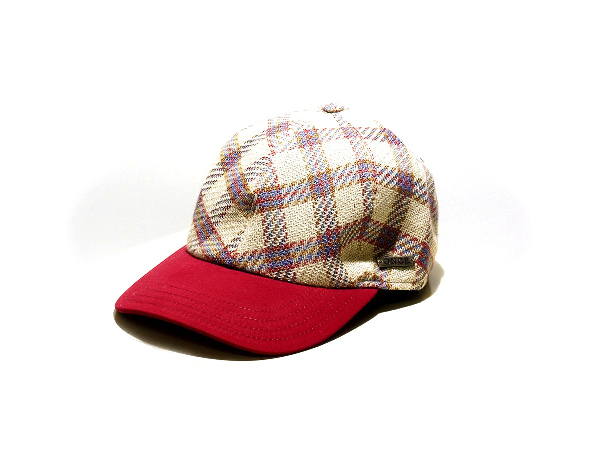 Hat particular