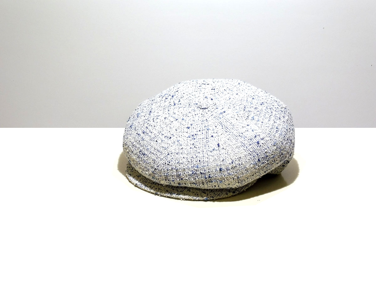 Hat particular