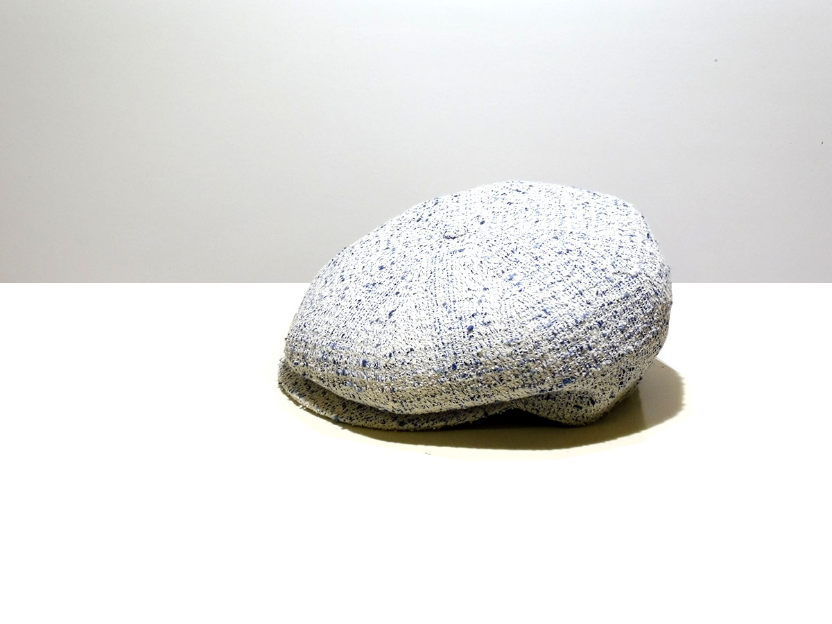 Hat particular