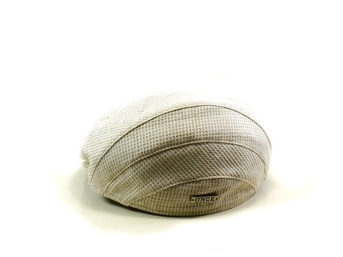 Hat particular