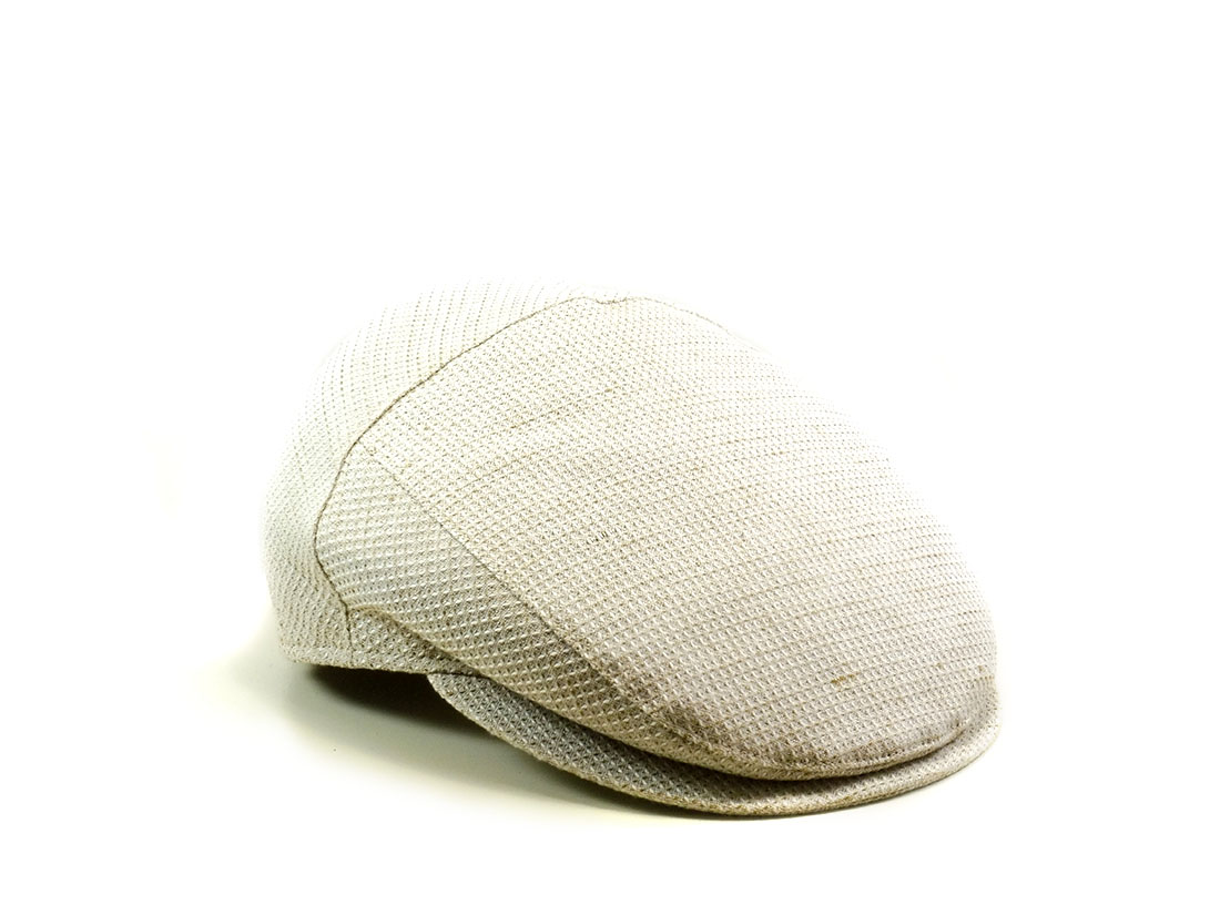 Hat particular