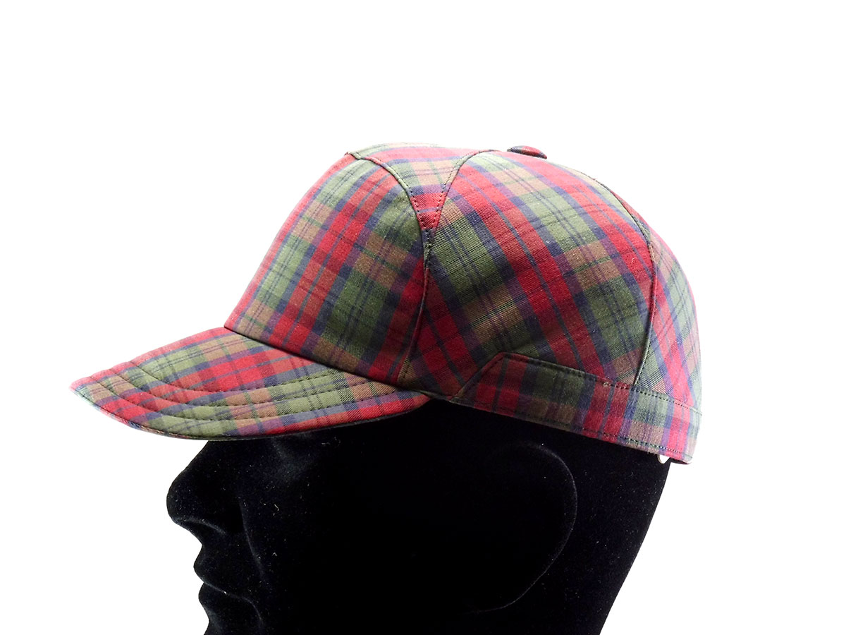 Particolare cappello