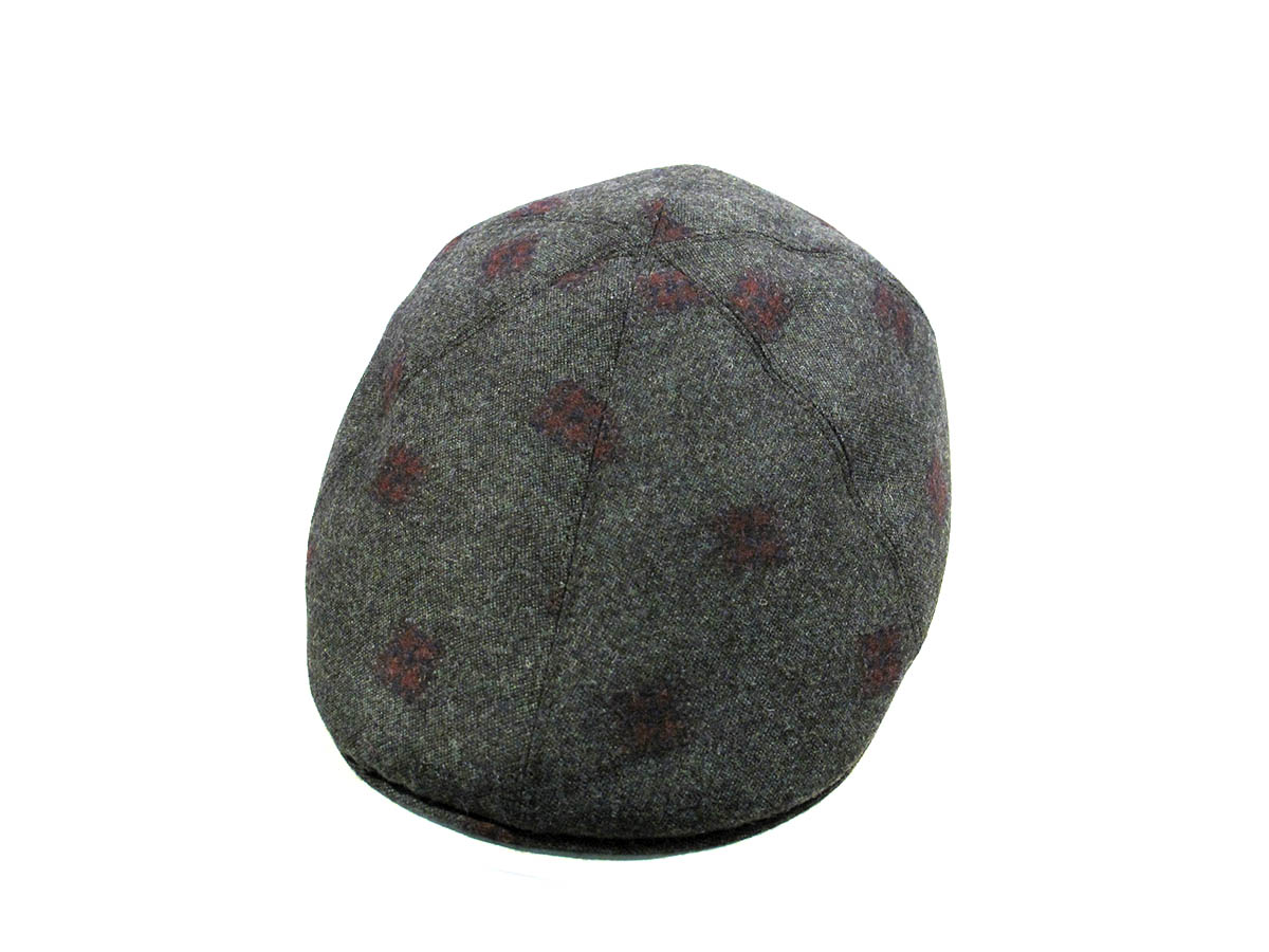 Particolare cappello