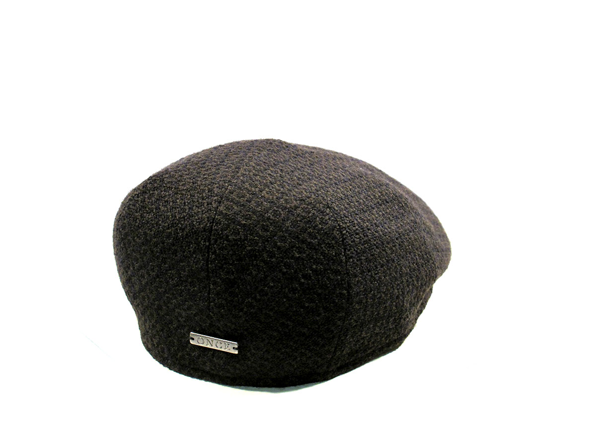 Hat particular