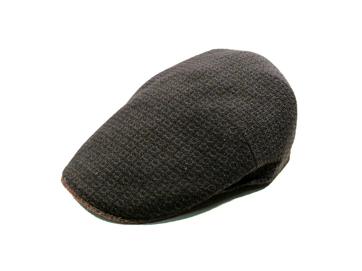 Hat particular