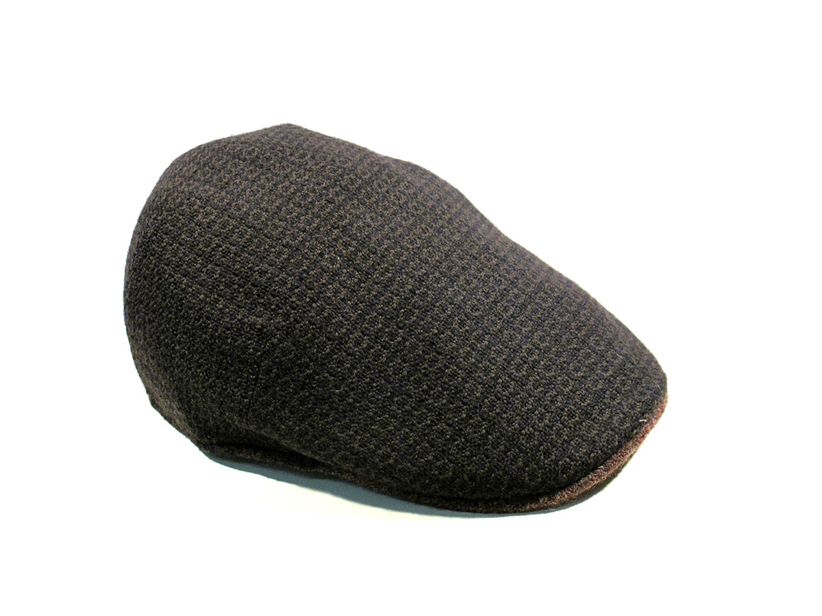 Hat particular