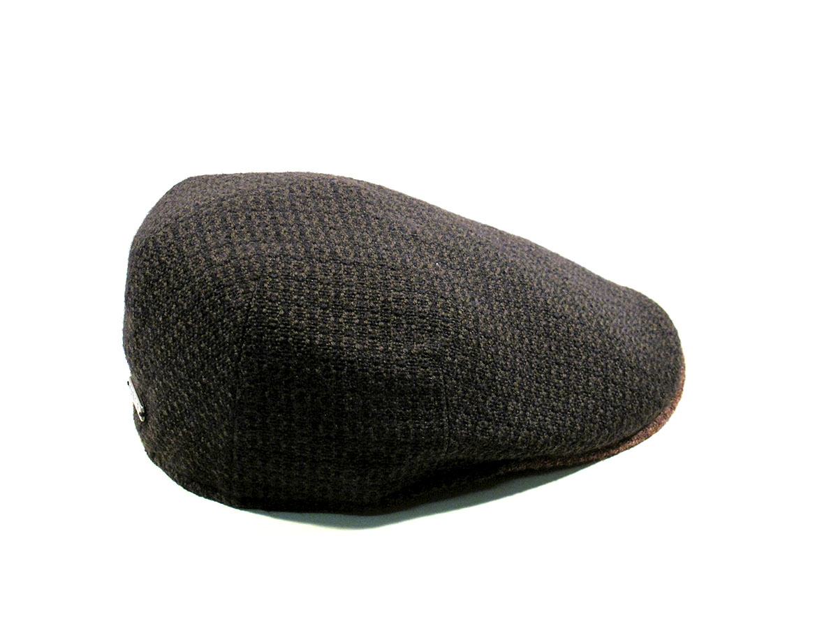 Hat particular