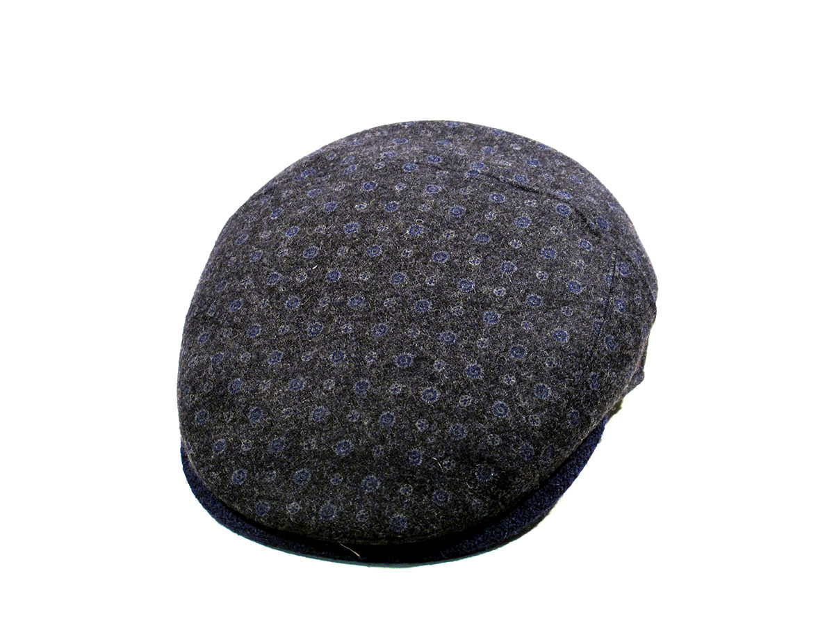 Hat particular