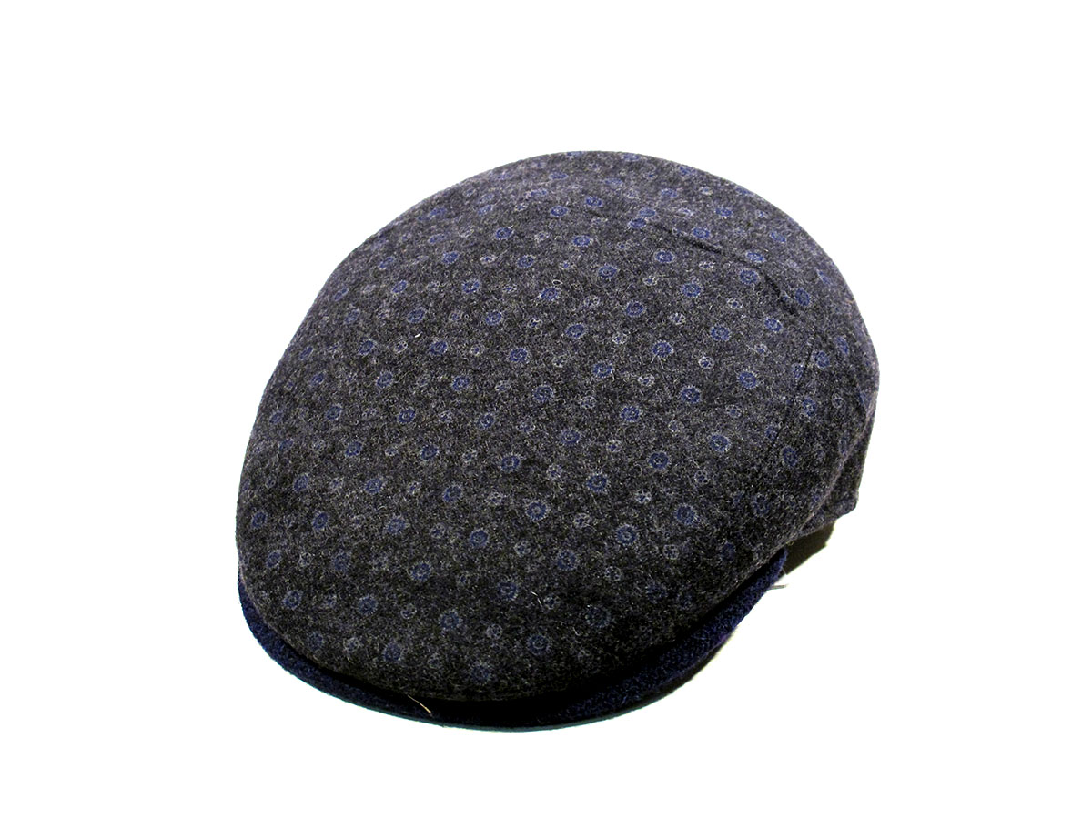 Hat particular