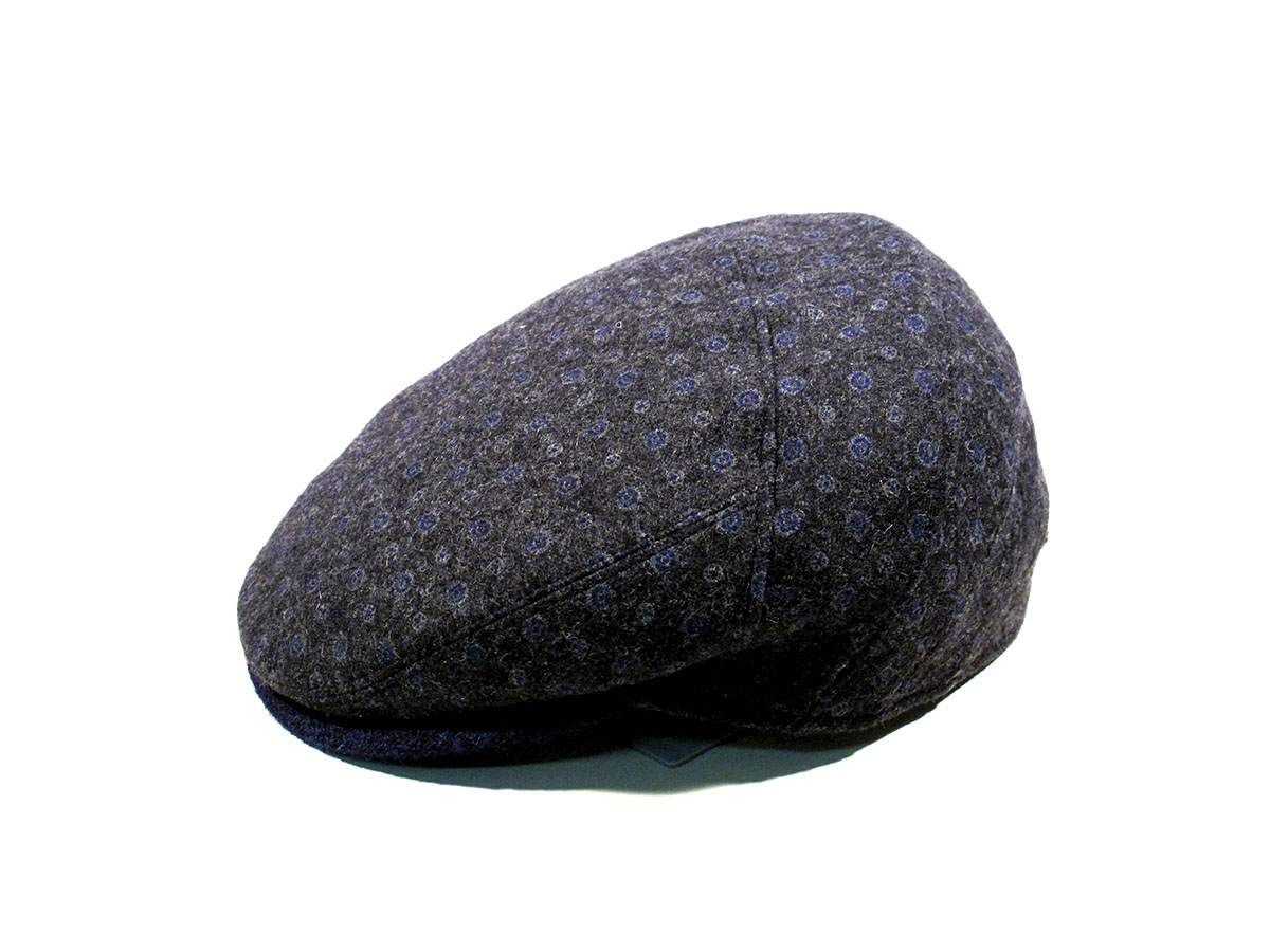 Hat particular