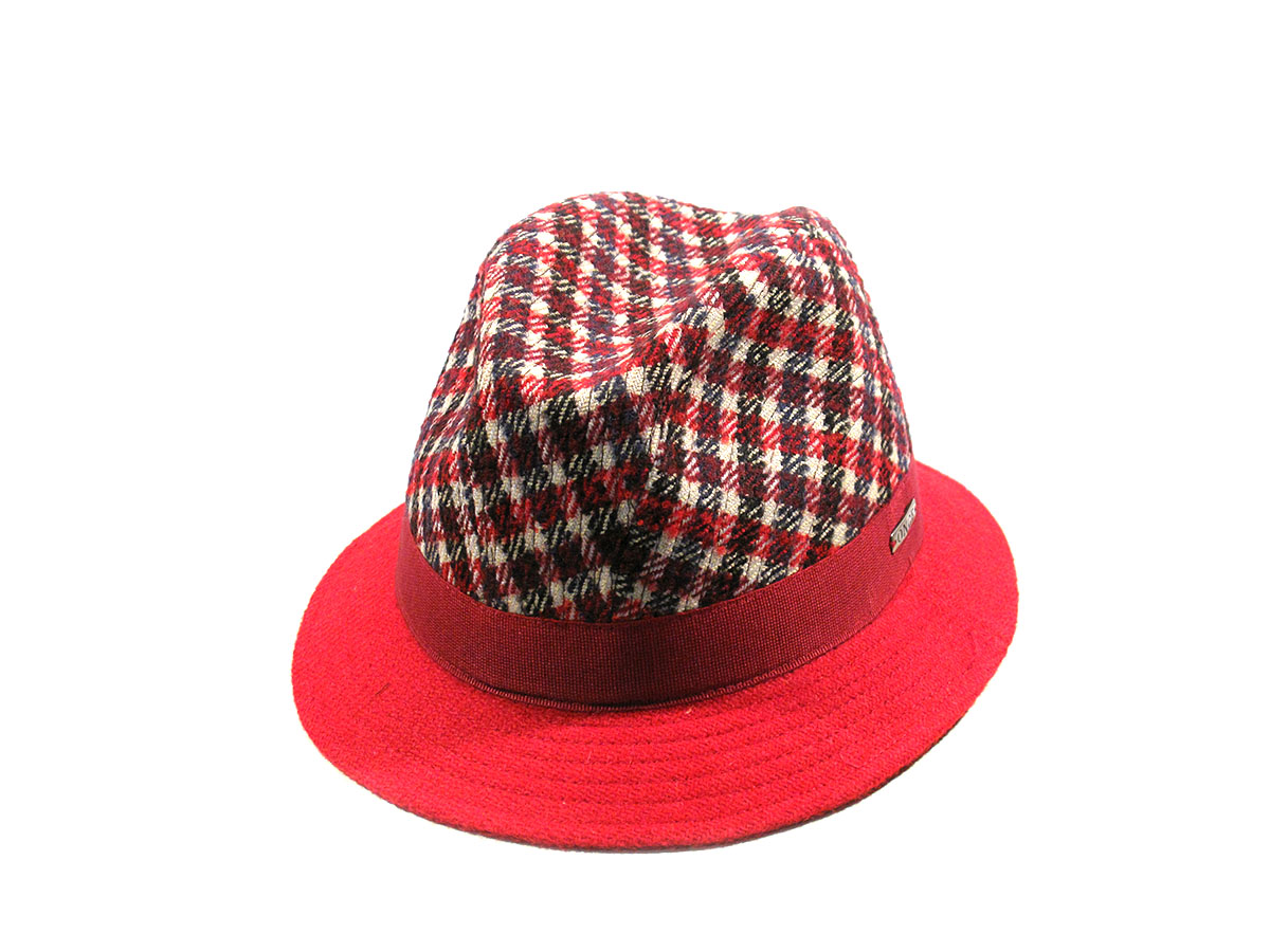 Particolare cappello