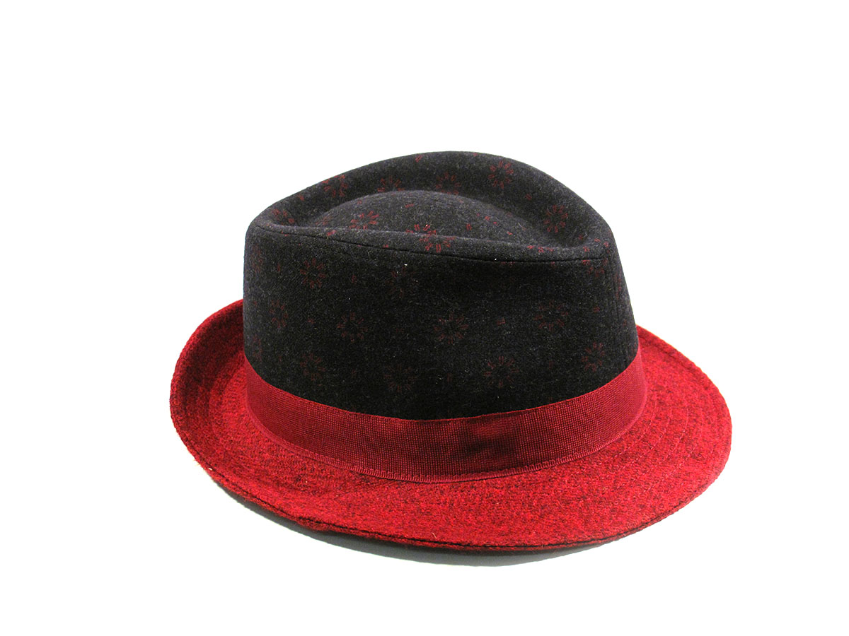 Particolare cappello