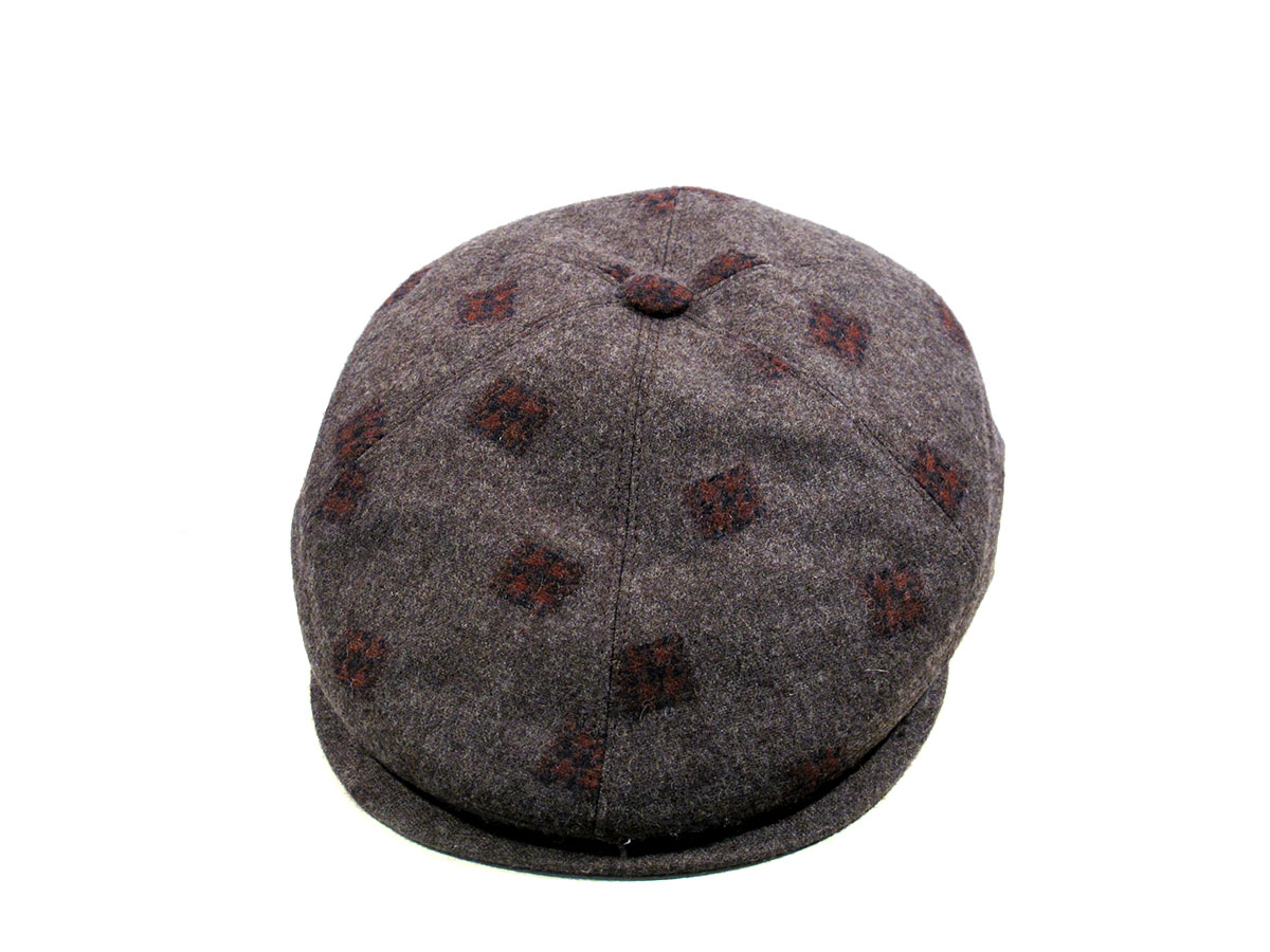 Hat particular