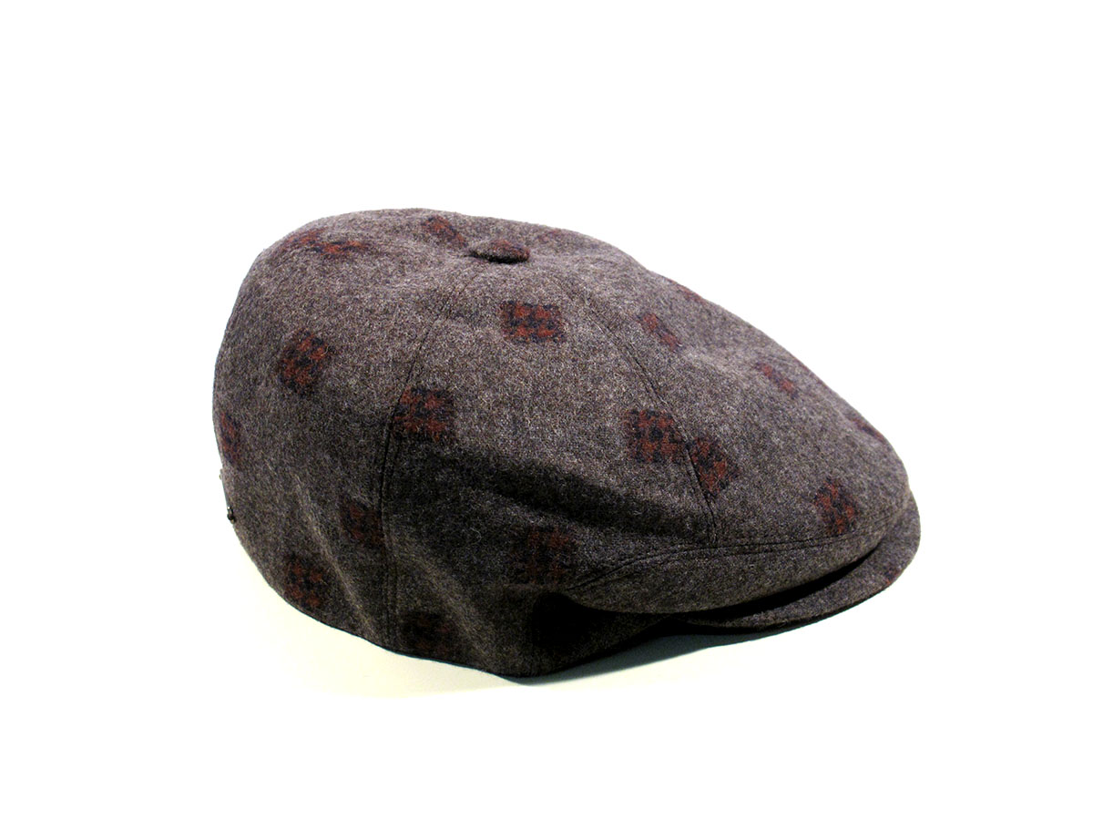 Hat particular