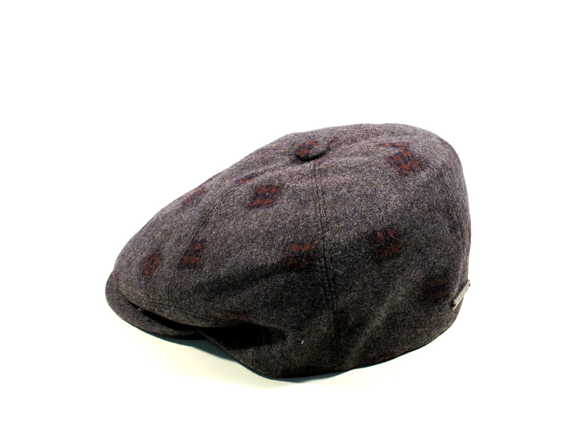 Hat particular