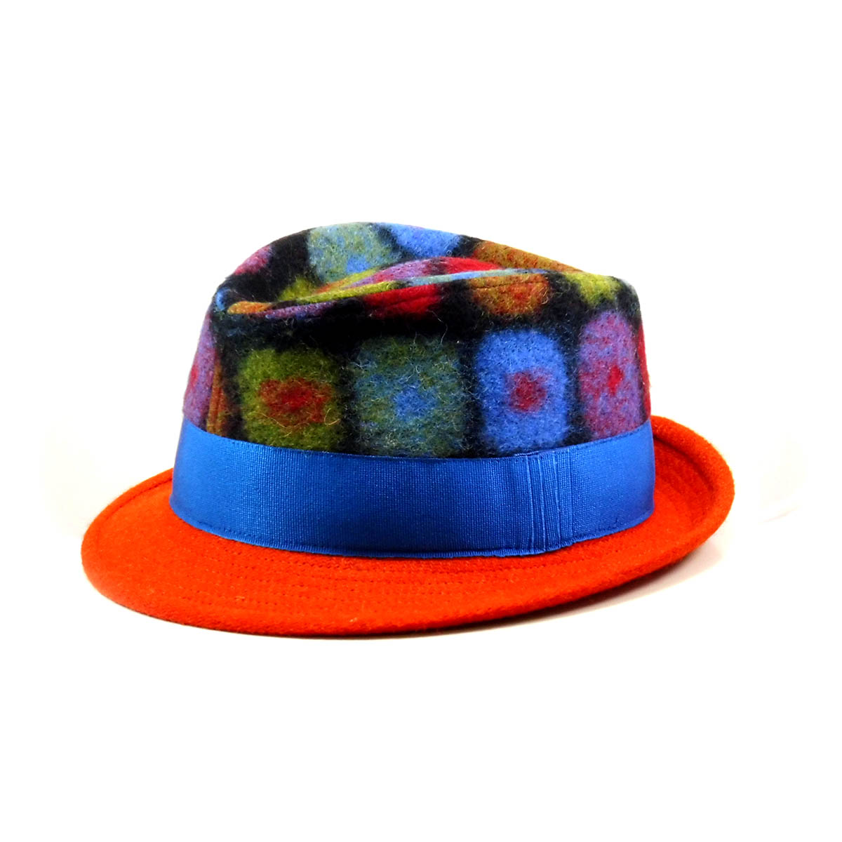 Hat particular