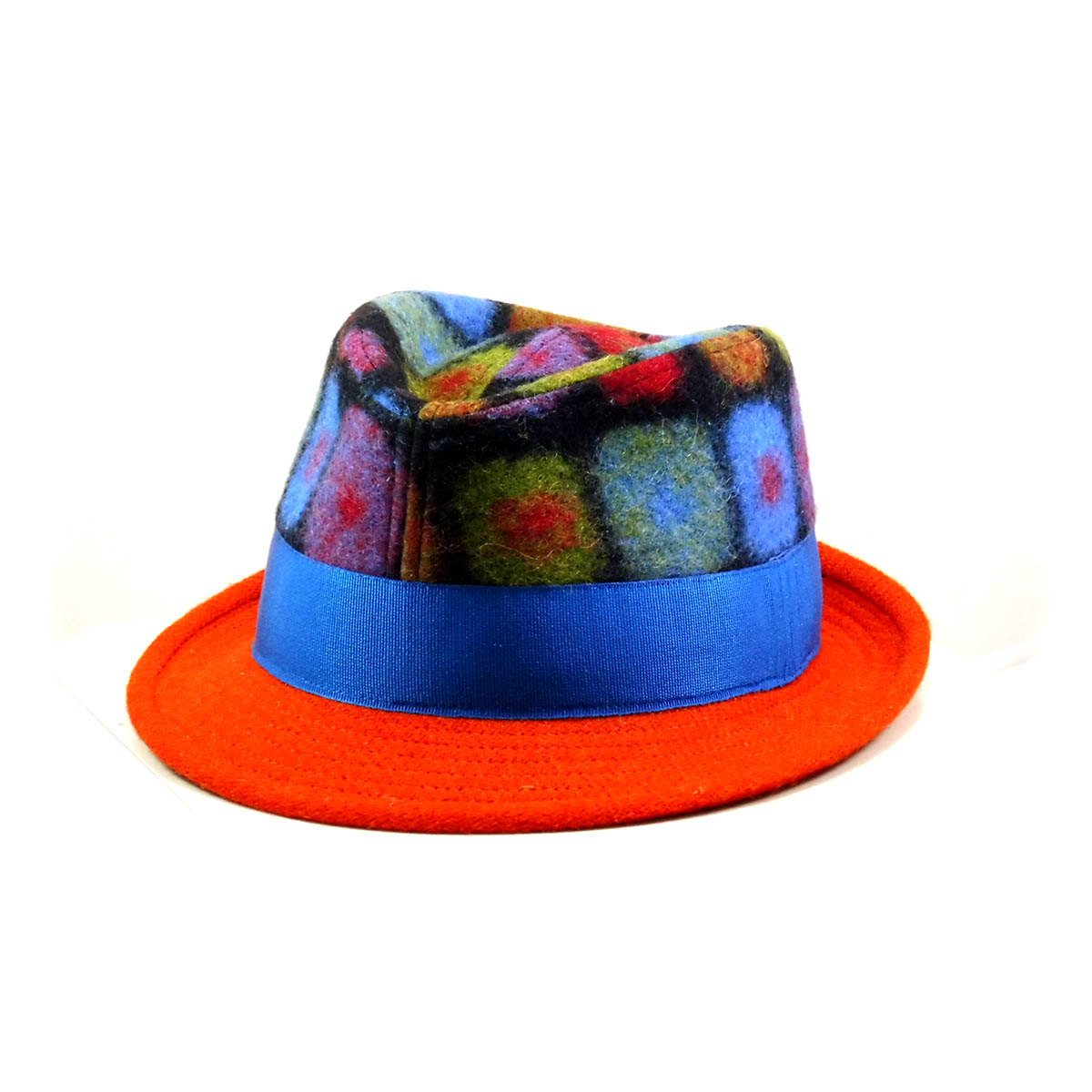 Hat particular