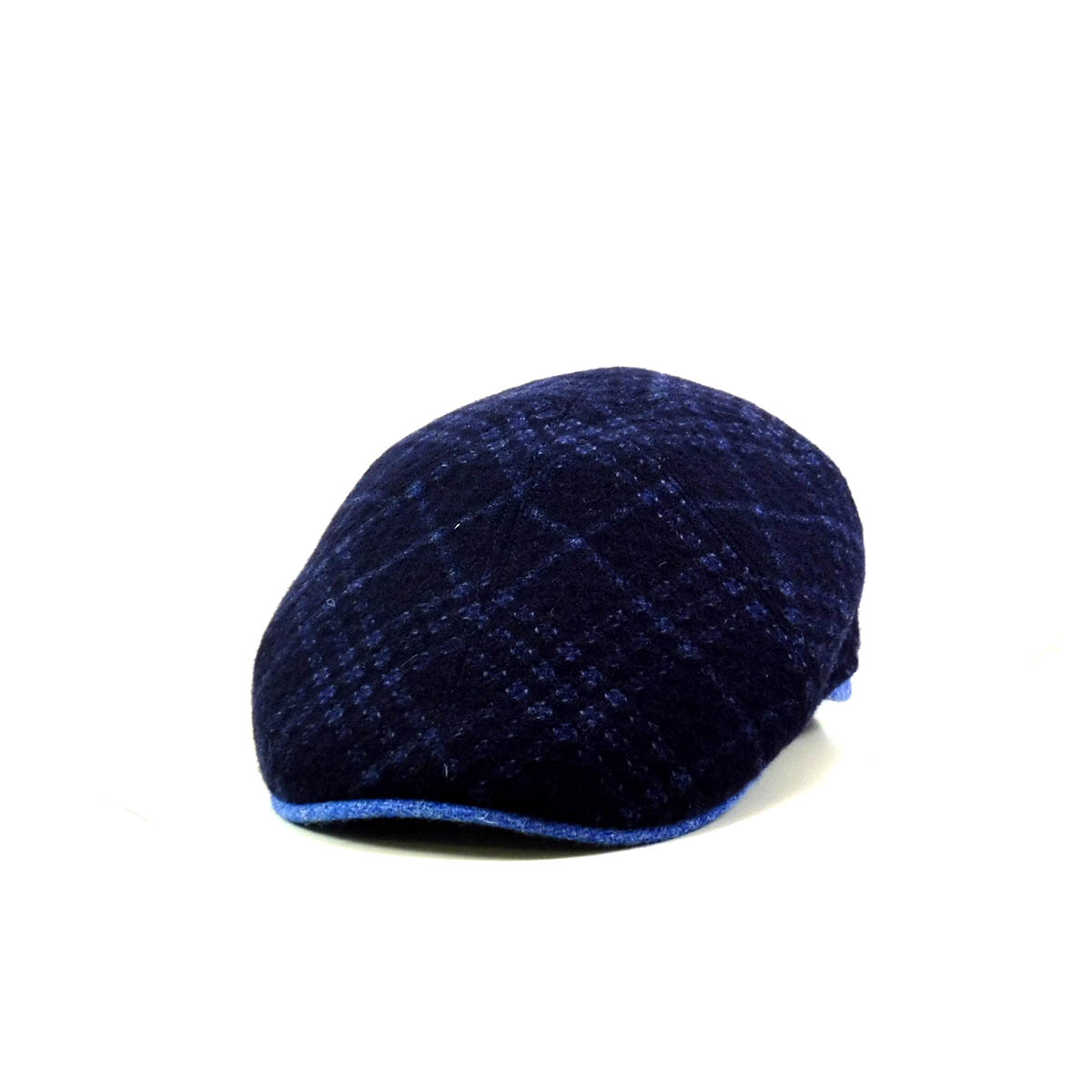Hat particular