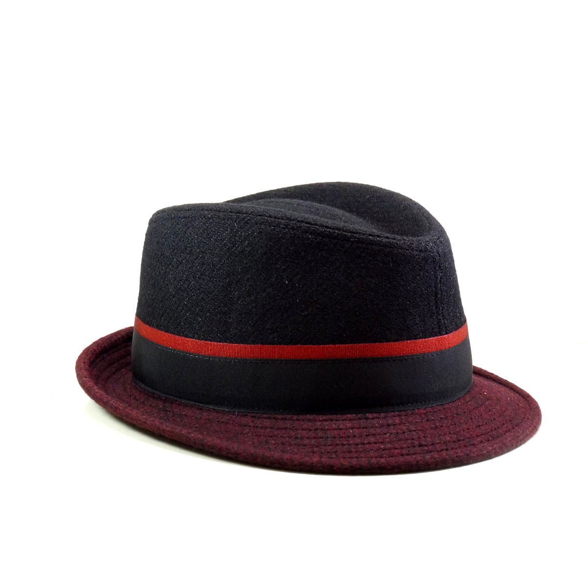 Particolare cappello