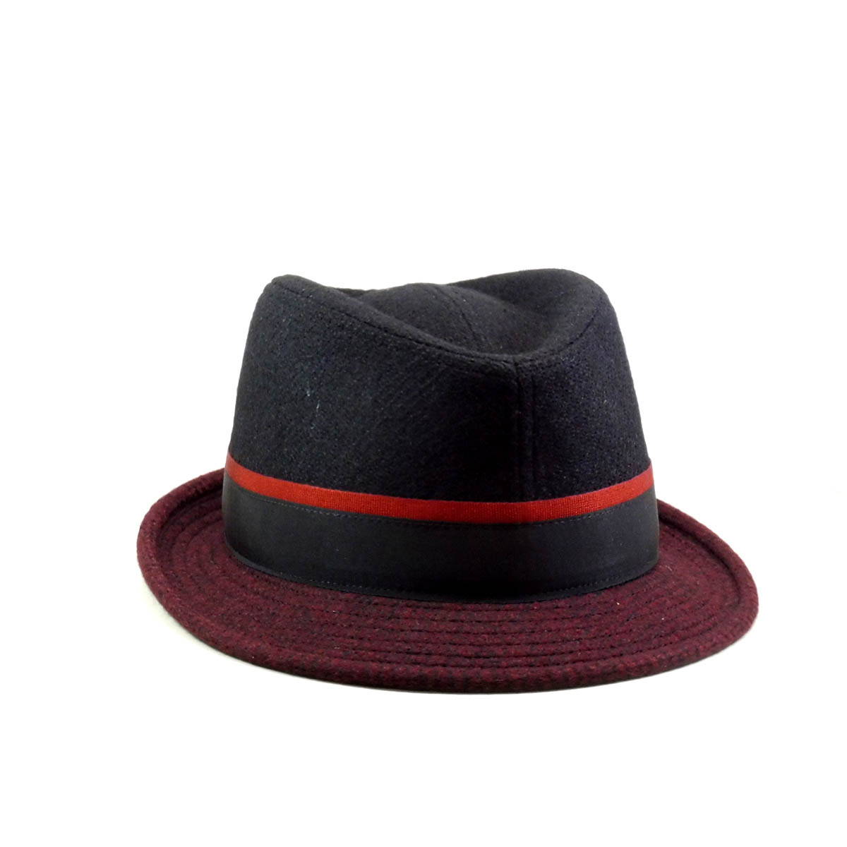 Particolare cappello