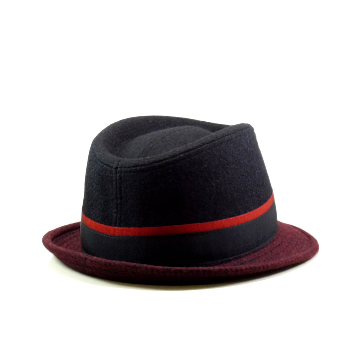 Particolare cappello