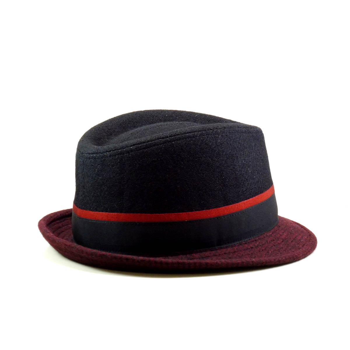 Particolare cappello