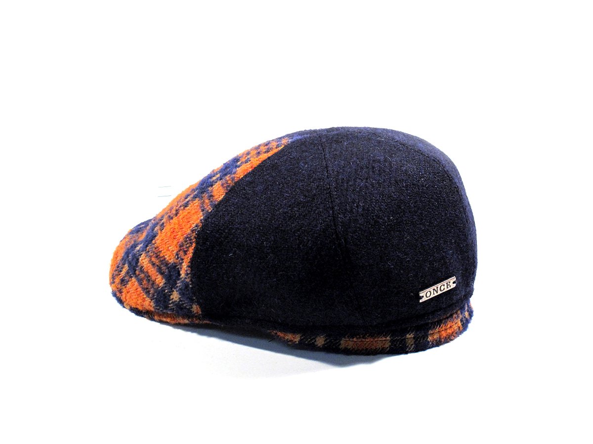 Particolare cappello
