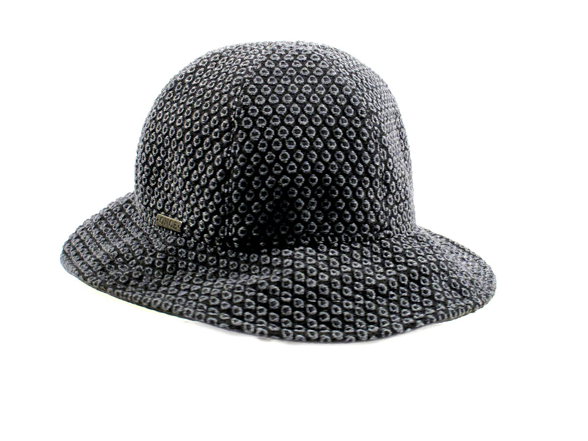 Particolare cappello