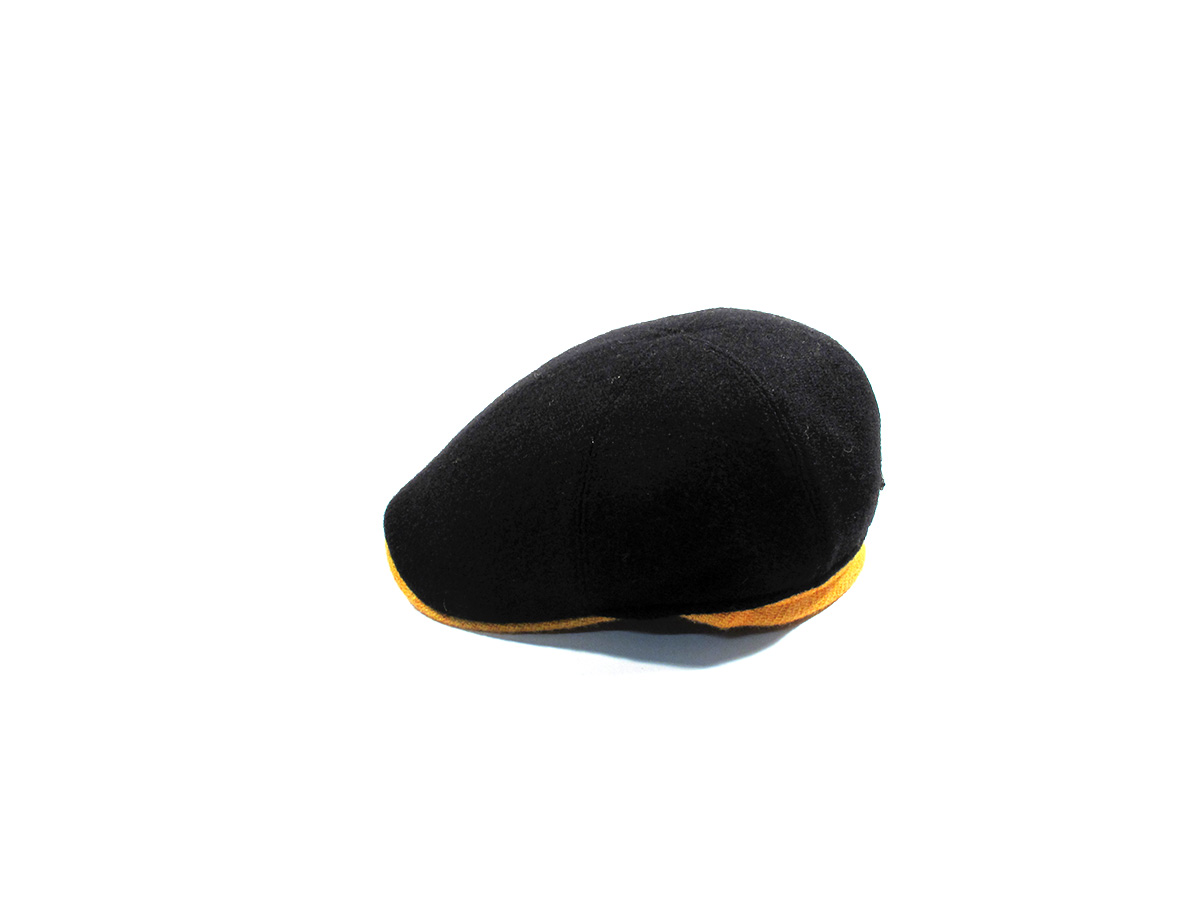 Particolare cappello