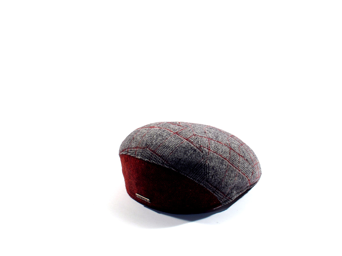 Particolare cappello