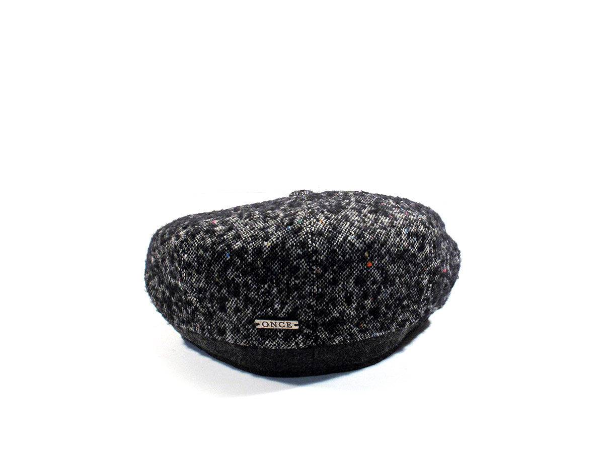 Particolare cappello