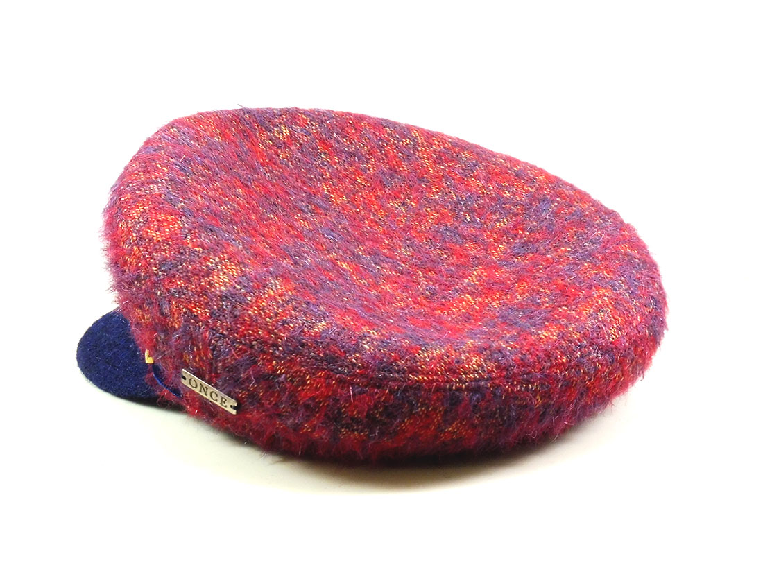 Hat particular