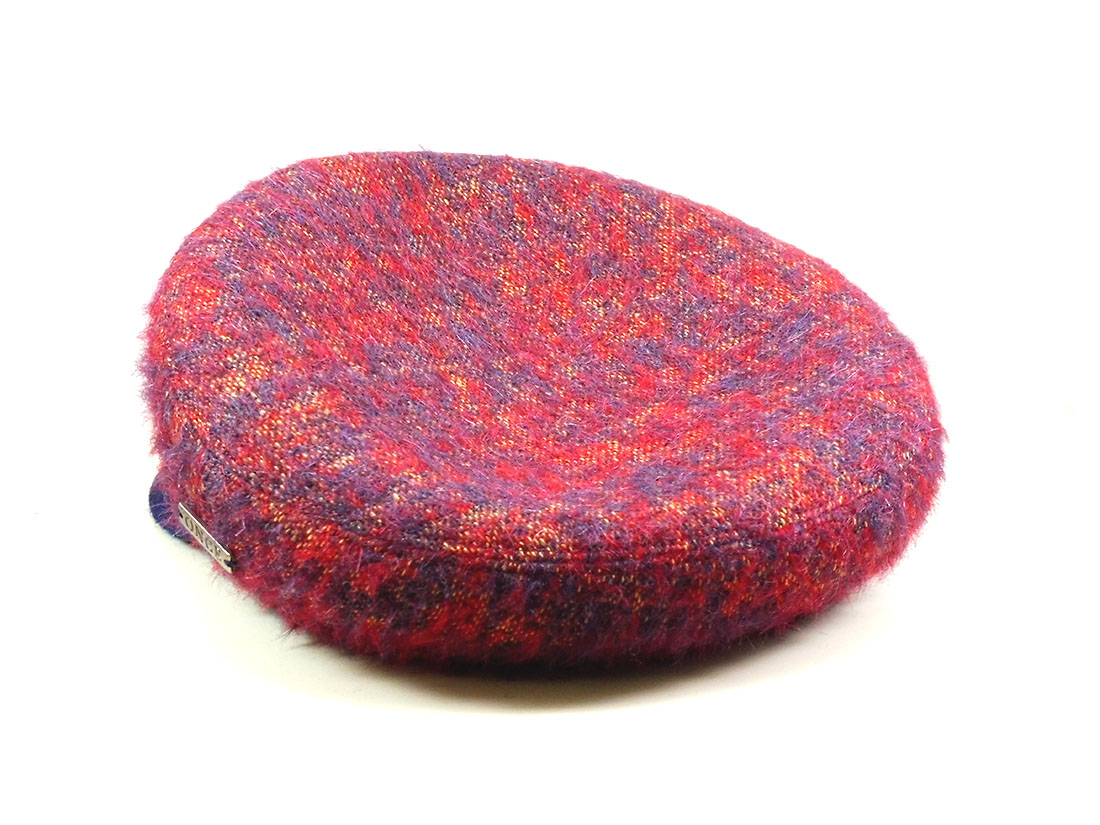 Hat particular