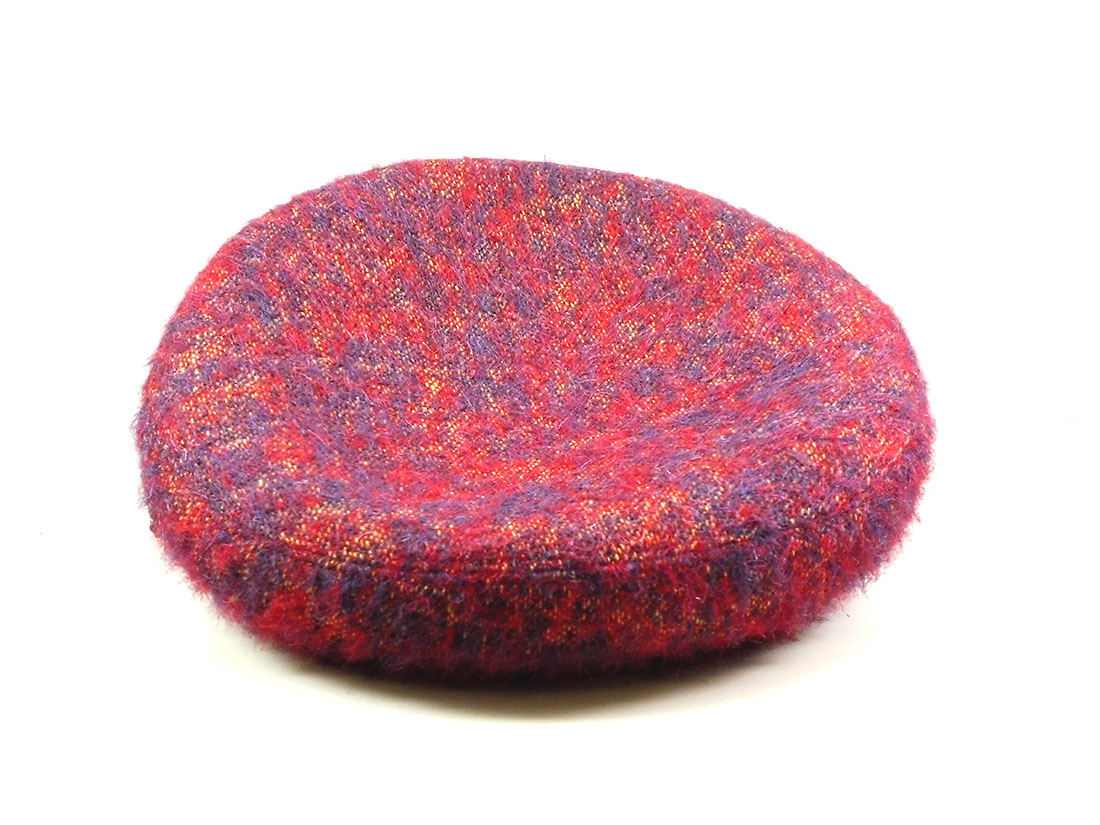 Hat particular