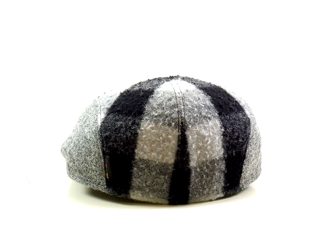 Hat particular