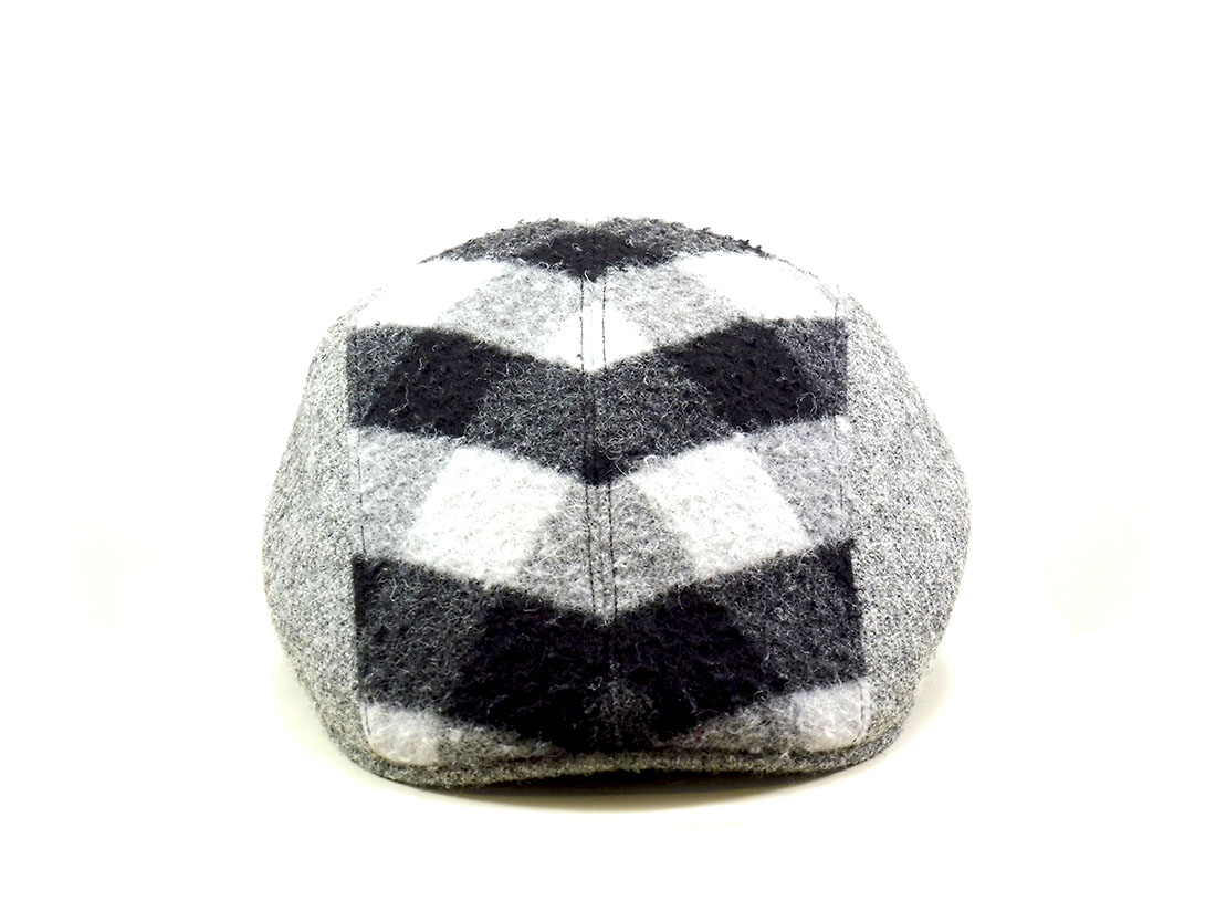 Hat particular