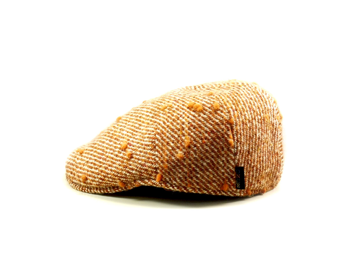 Hat particular