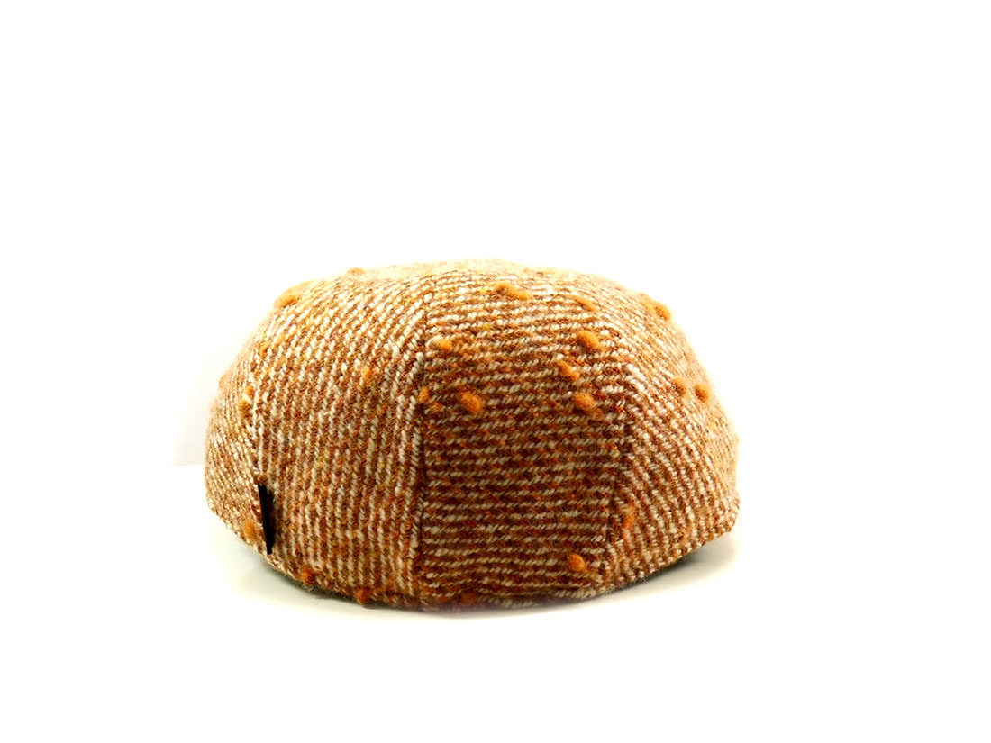 Hat particular