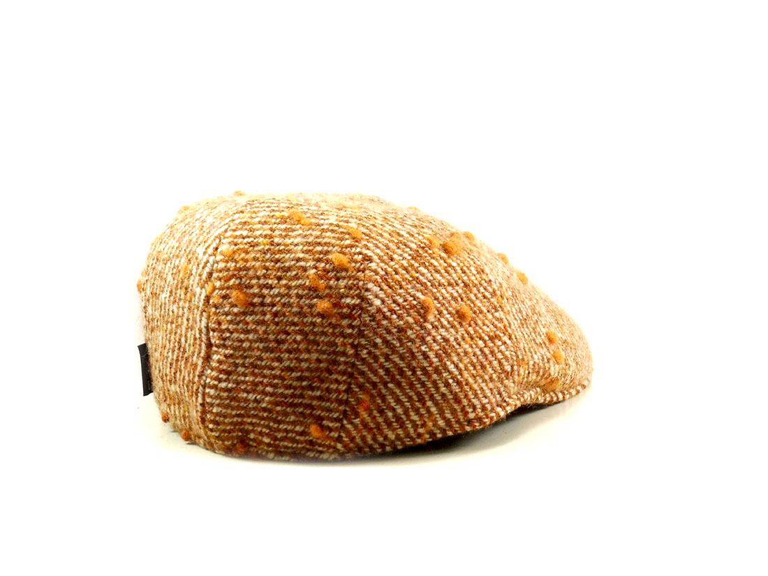 Hat particular